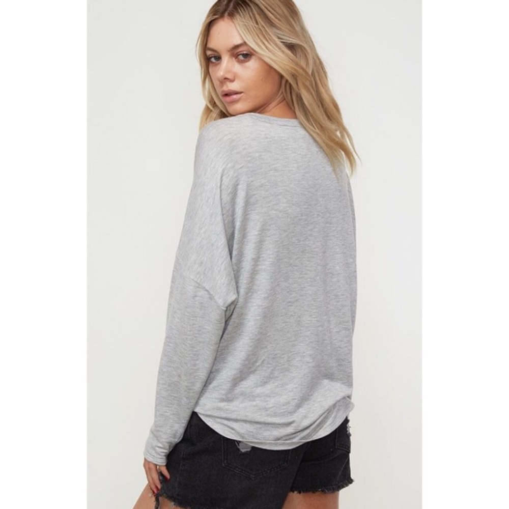 •LAST 1• Heather Gray Button Front Tie-Up Top - Picture 3 of 5